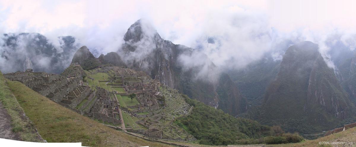 Machu Picchu,<br>Huayna Picchu v mracch