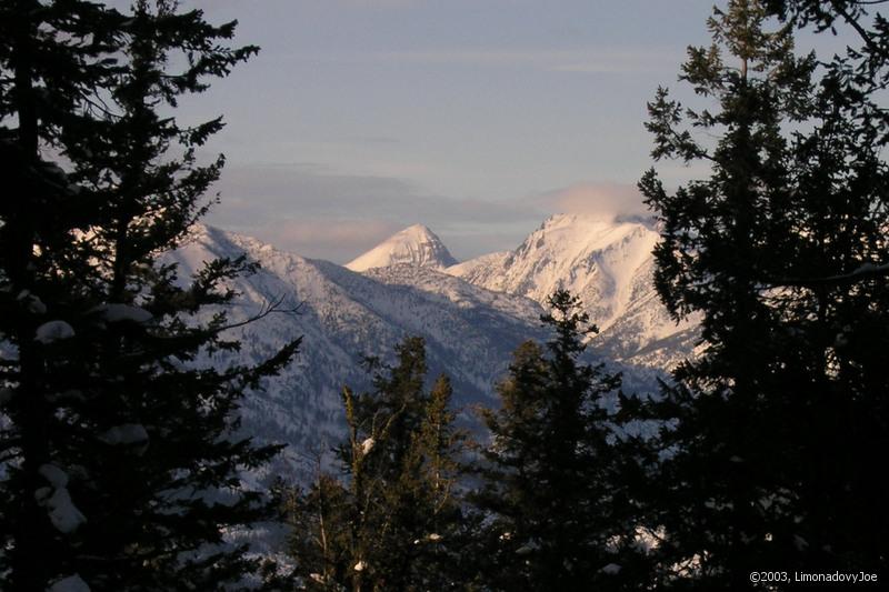 vzadu asi Slate peak